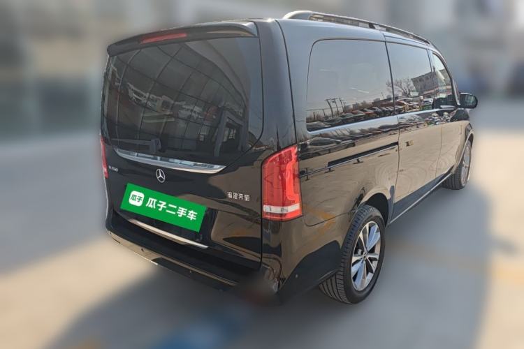 Used Mercedes-Benz V-Class 2020 V 260 Avantgarde Edition Rear Right 45 Deg