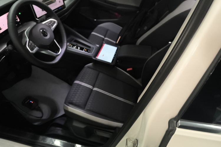 Used Volkswagen Golf 2025 300TSI Pro