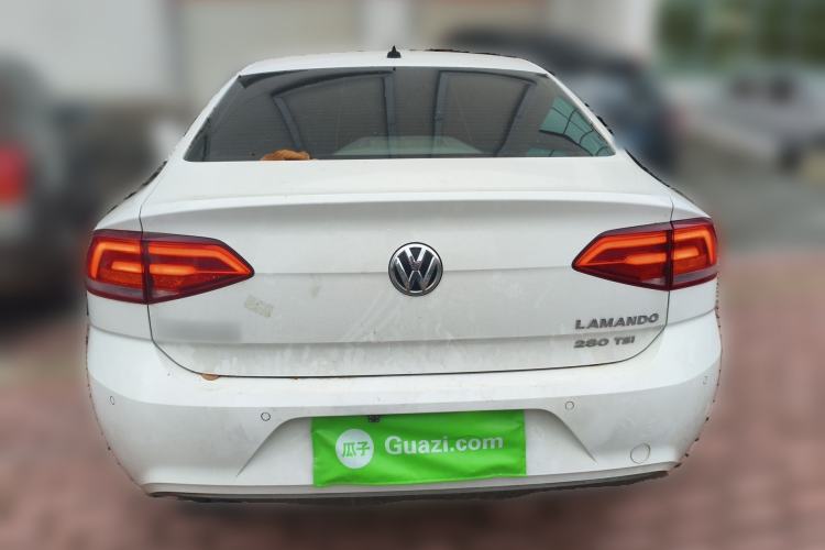 Used Volkswagen Lamando 2015 280TSI DSG Comfort Edition Rear