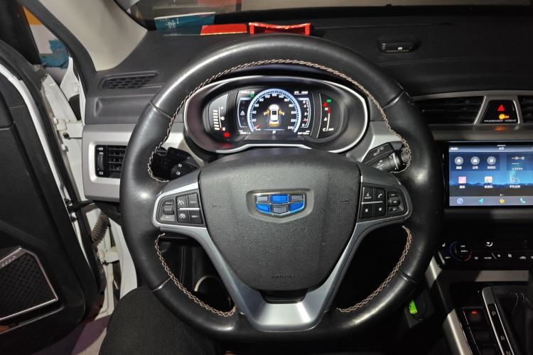 Used Geely Auto Emgrand X7 Sport 2016 1.8TD Automatic All-Wheel-Drive ZhiZun Edition Steering Wheel