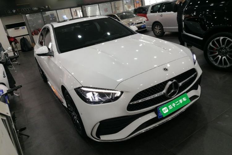 Used Mercedes-Benz C-Class 2023 C 200 L Sport Edition Front Right 45 Deg