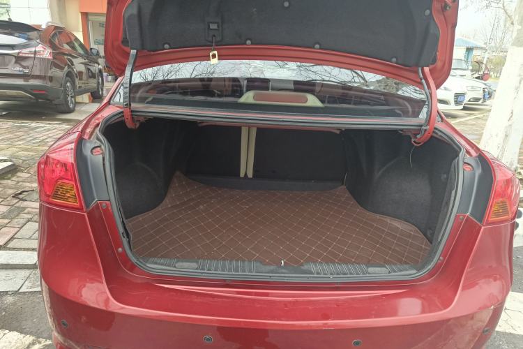 Used Buick Excelle 2015 1.5L Automatic Classic Model
