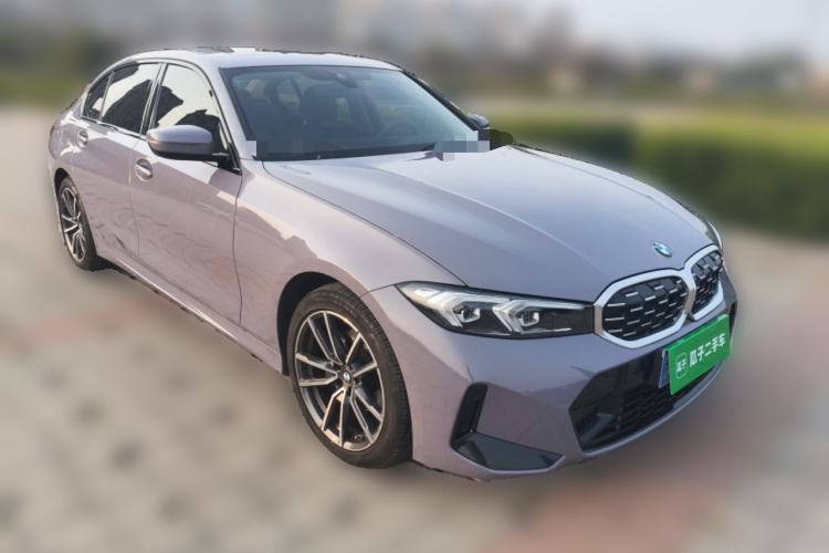 Used BMW 3 Series 2023 325Li M Sport Package Front Right 45 Deg