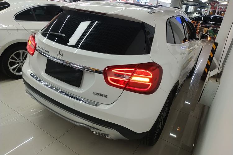 Used Mercedes-Benz GLA 2015 GLA 200 Fashion Model
