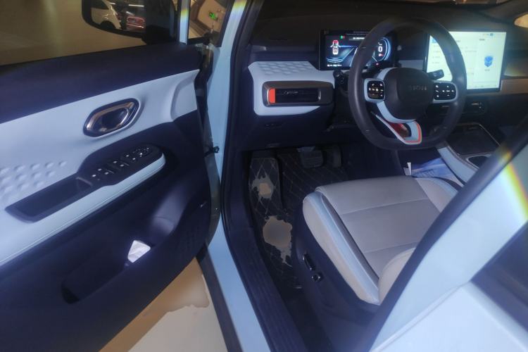 Used AION Y 2021 70 Enjoyment Tech Edition