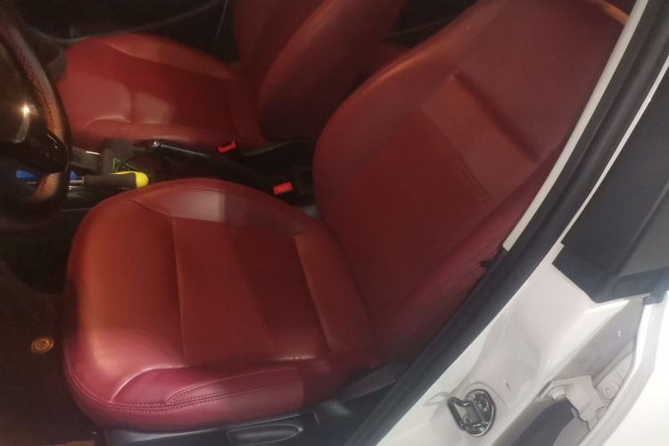 Used Volkswagen Polo 2016 1.6L Automatic Comfort Model
