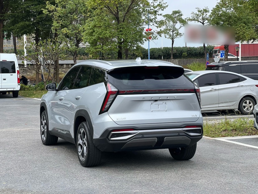 Geely Auto FX11 2023 1.5TD DCT Prestige Edition — снимка 13