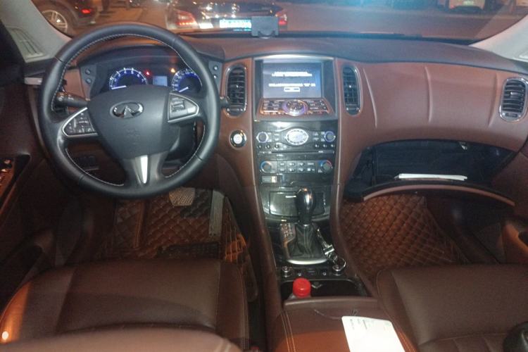 Used Infiniti QX50 2015 2.5L Luxury Edition