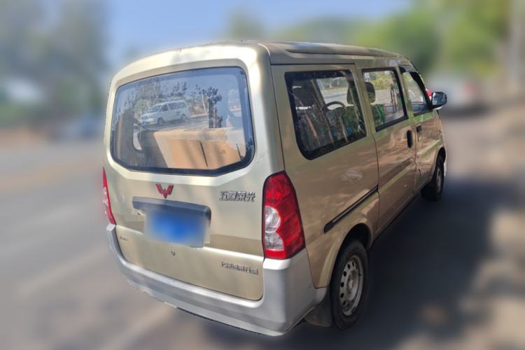 Used Wuling Rongguang 2011 1.2L Base Version
