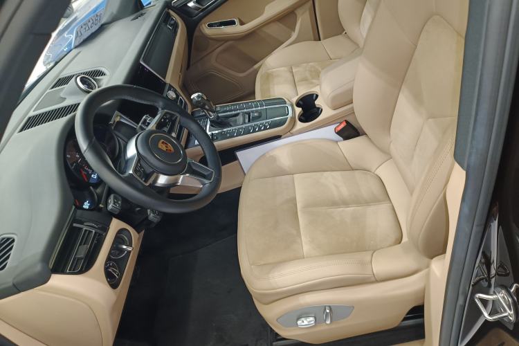 Used Porsche Macan 2018 Macan 2.0T