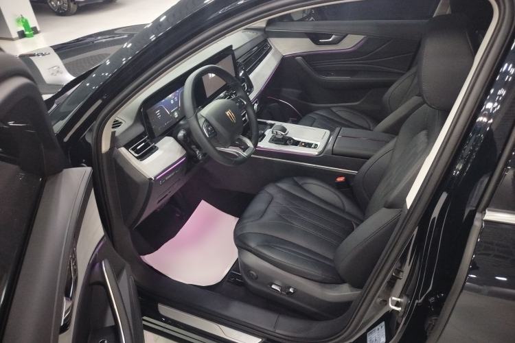 Used Hongqi HS5 2025 2.0T Two-Wheel-Drive Xuan Ying Edition Driver Seat