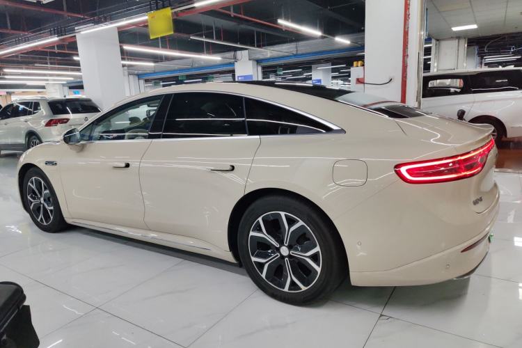 Used Hima Luxeed S7 2025 855 km Max