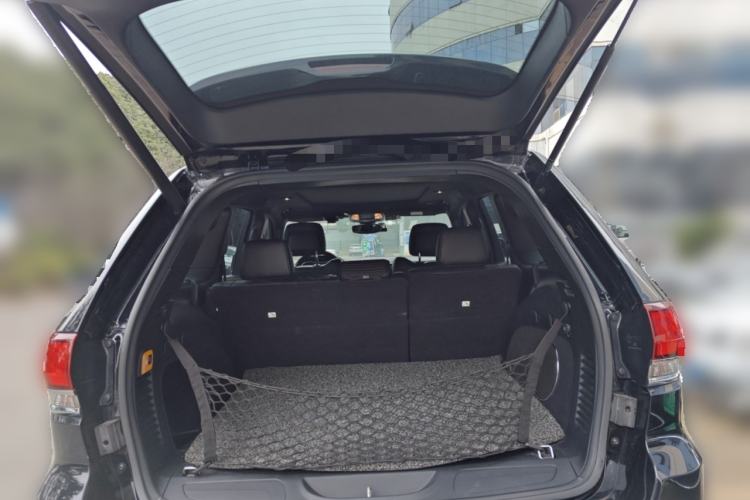 Used Jeep Grand Cherokee 2020 3.6L Elite Navigation Edition Trunk