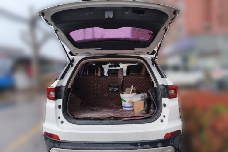 Used CHANGAN CS55 2019 1.5T Manual Colorful Model China VI Standard Trunk