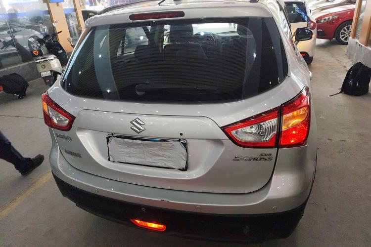 Used Suzuki S-Cross 2014 1.6L CVT Two-Wheel Drive Entry Model
