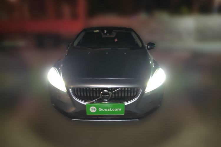 Used Volvo V40 2018 T3 Zhiyi Edition