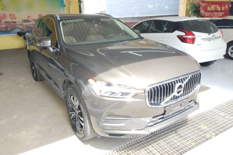 Used Volvo XC60 2019 T5 4x4 Zhiyuan Edition China VI Standard
