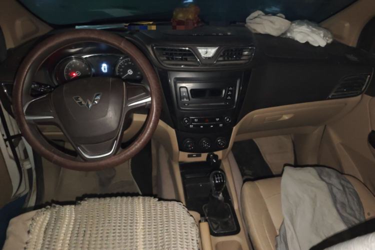 Used Wuling Hongguang 2015 1.5L S1 Comfort China V Standard