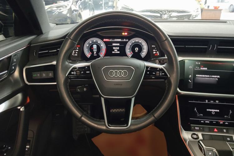 Used Audi A6L 2022 40 TFSI Luxury Dynamic Model
