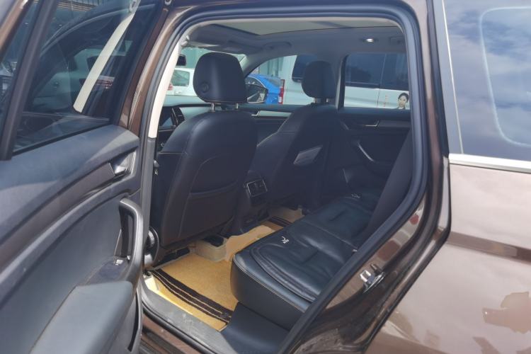 Used Skoda Kodiaq 2018 Facelifted TSI330 5-Seater Two-Wheel-Drive Comfort Edition