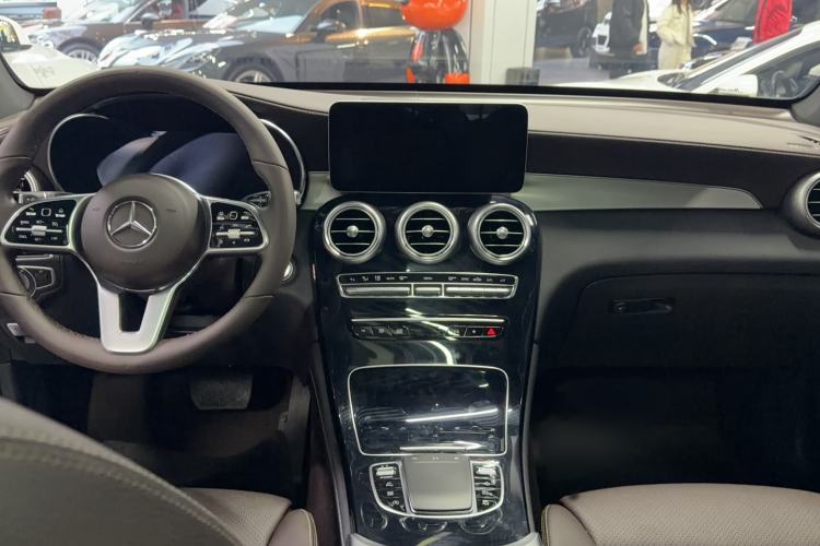 Used Mercedes-Benz GLC 2020 Facelifted GLC 260 L 4MATIC Dynamic Edition