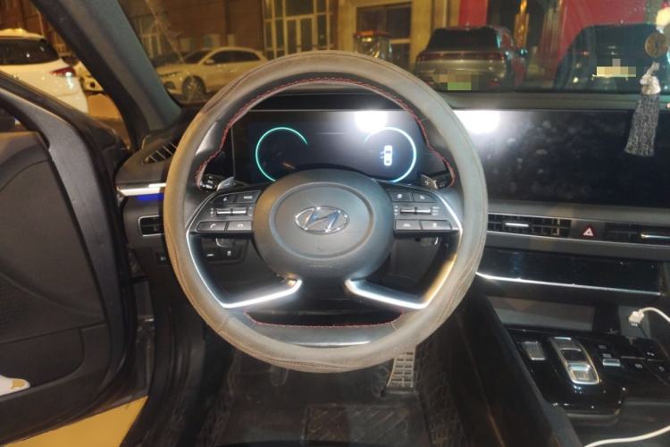 Used Hyundai Sonata 2022 270TGDi DCT 20th Anniversary Edition Steering Wheel
