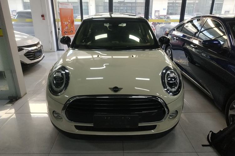 Used MINI 2018 1.5T COOPER Artist