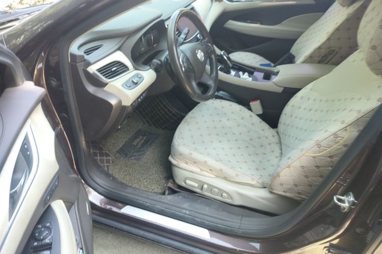 Used Buick LaCrosse 2016 30H Luxury Version