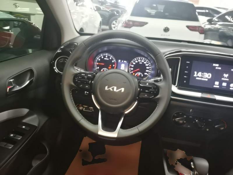 Used Kia kx1 Stonic 2021 1.4L CVT Fun Edition — 10