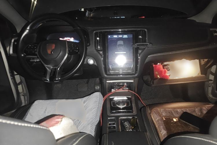 Used Roewe i6 New Energy 2019 PLUS 50T Internet Glory Flagship Edition Center Console