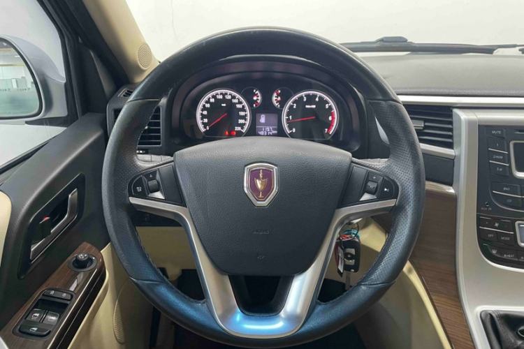 Used Jinbei Grace 2014 2.0L Luxury Short-Wheelbase 7-Seater 1TR