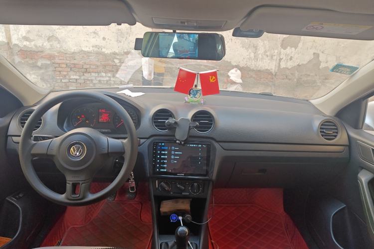 Used Volkswagen Jetta 2015 Value Edition 1.6L Manual Fashionable Style Headliner