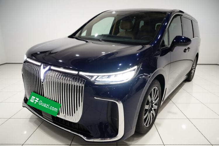 Used VOYAH Dream 2025 EV Four-Wheel Drive Flagship Kunpeng Edition