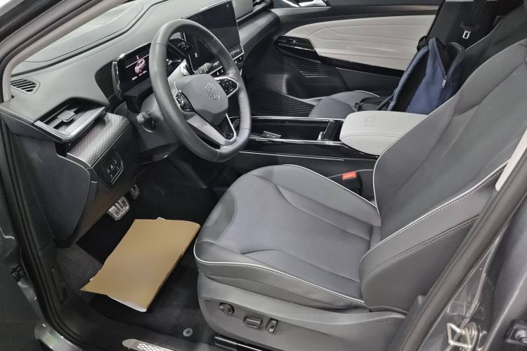 Used Volkswagen ID.6 X 2022 Pure Long-Range Edition