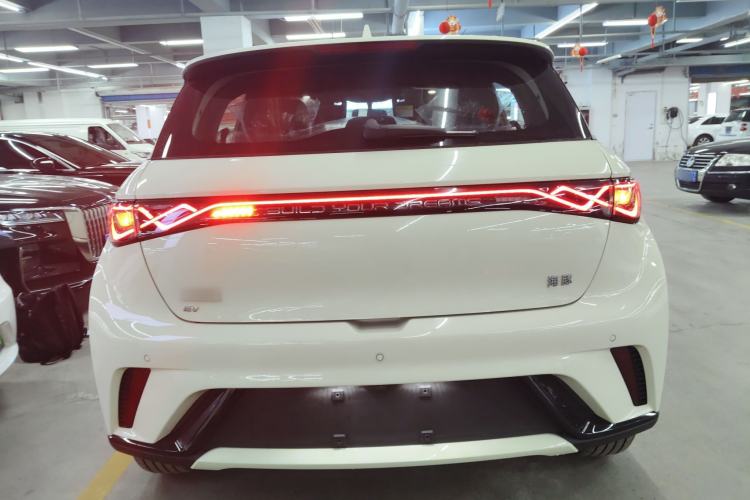 Used BYD Dolphin 2025 420km Free Edition
