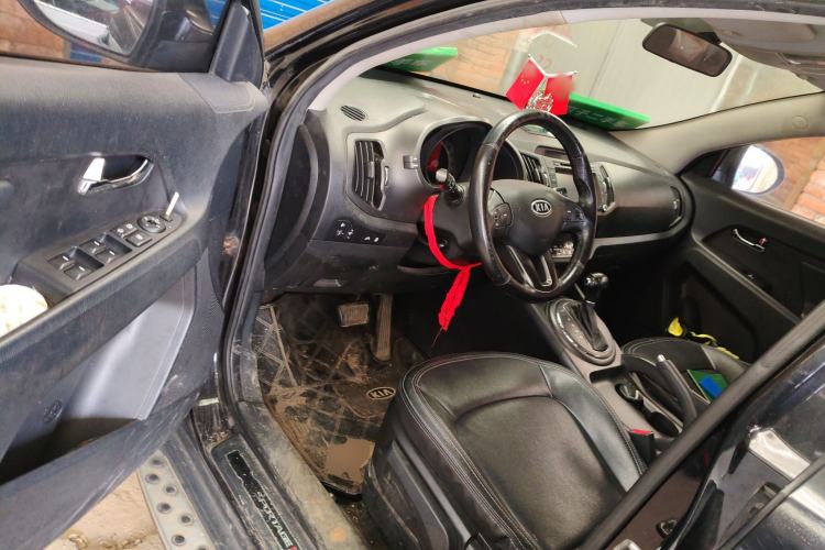 Used Kia Sportage R 2011 2.0L Automatic Two-Wheel Drive GLS Driver Seat