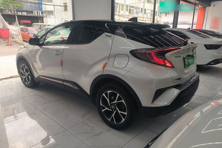Used Toyota C-HR 2018 2.0L Luxury Sunroof Version China VI Standard Rear Left 45 Deg