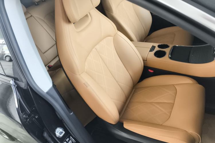 Used Leapmotor C11 2024 All-Electric 580 Luxury Edition Right Front Seat