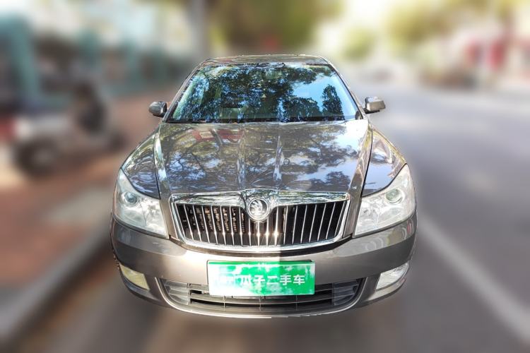 Used Skoda Octavia 2010 1.6L Automatic Eado Edition Front