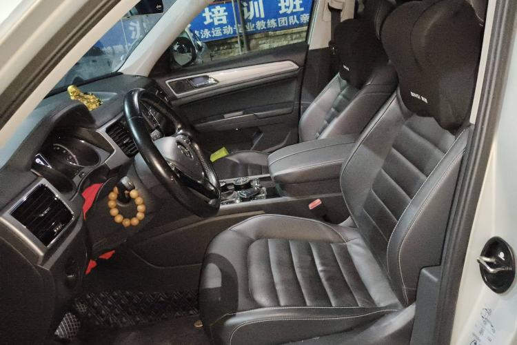 Used Volkswagen Teramont 2017 330TSI Two-Wheel-Drive Luxury Edition Left Front Seat