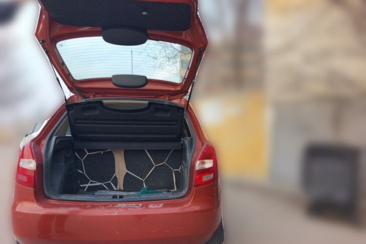 Used Skoda Fabia 2011 1.4L Manual Crystal Edition Trunk