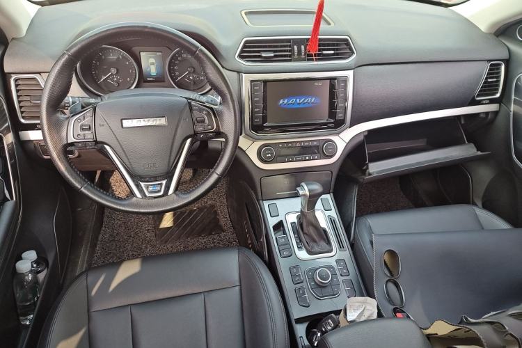 Used Haval H6 Coupe 2016 Blue Label 1.5T Automatic Two-Wheel Drive Elite Model Center Console