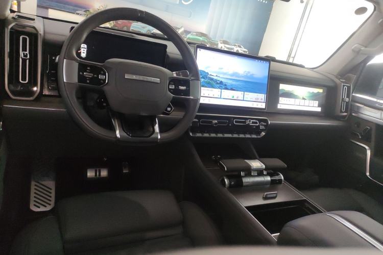 Used Brave warrior 917 2023 Range-Extended Base Model
