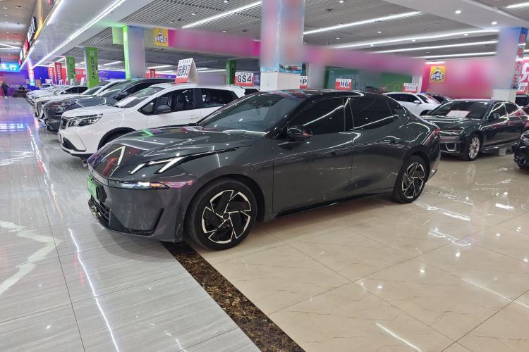 Used Lynk & Co 07 2024 EM-P 126 Long-Range Halo
