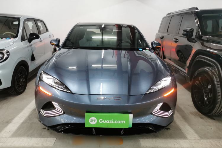 Used BYD Seal 2022 550 km Standard Range Rear-Wheel Drive Prestige Version