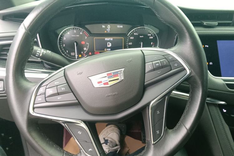 Used Cadillac XT5 2022 2.0T Two-Wheel Drive Luxury Version