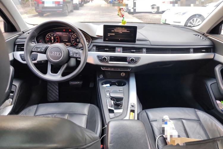 Used Audi A4L 2018 30th Anniversary Edition 40 TFSI Fashion Model