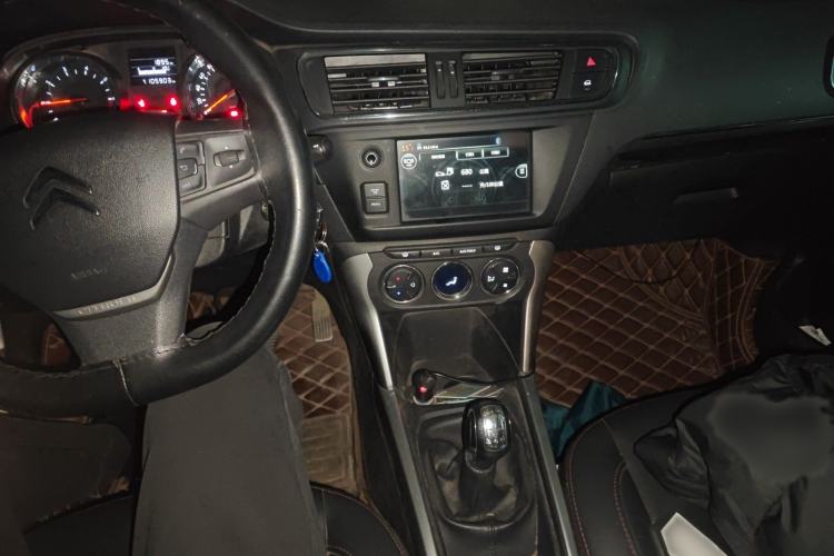 Used Citroen C3-XR 2015 1.6L Manual Pioneer Model
