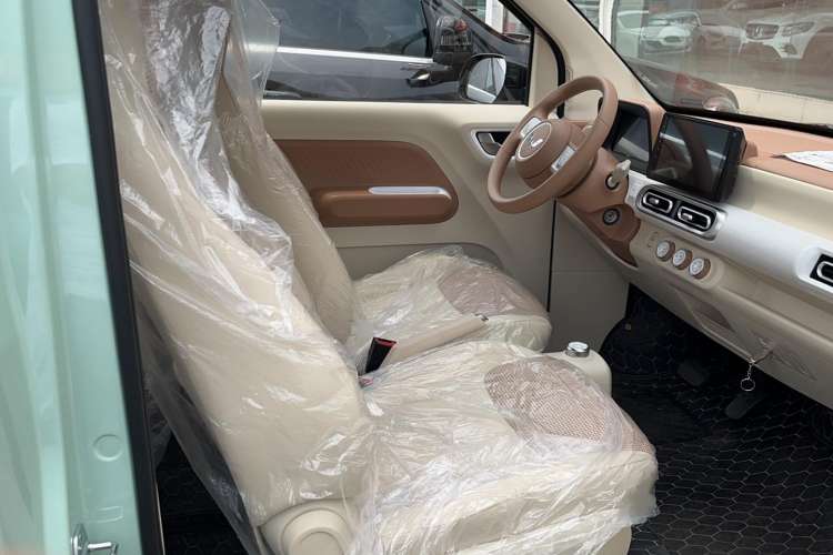 Used Wuling Hongguang MINIEV 2024 3rd Generation 215km Youth Edition