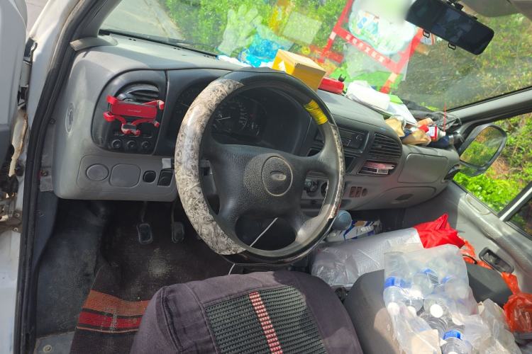 Used Ford Classic Transit 2013 2.8T Diesel Logistics Model with Short Wheelbase and Mid-Roof JX493ZLQ4
